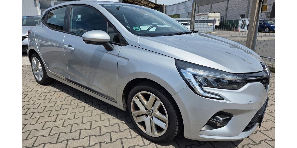Renault Clio 192.000 km 7.400 &euro; Nürnberg 90439