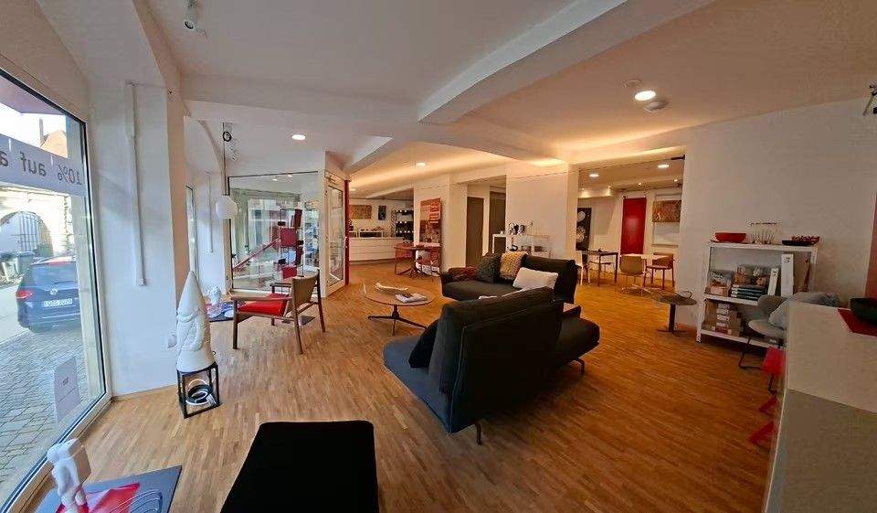 Gewerbeobjekt Langenzenn - 3 Zimmer, 1.500&euro; | Angebot:25671650