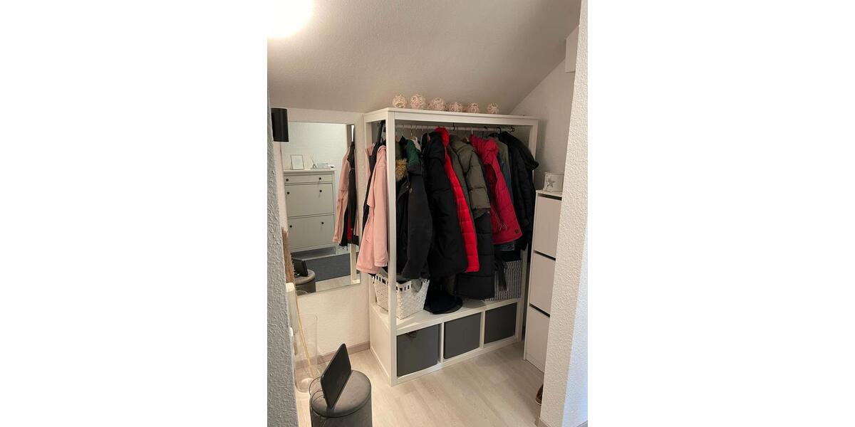 Dachgeschoßwohnung Buckenhof - 2 Zimmer, 60 m&sup2;, 1.000&euro; | Angebot:26549894