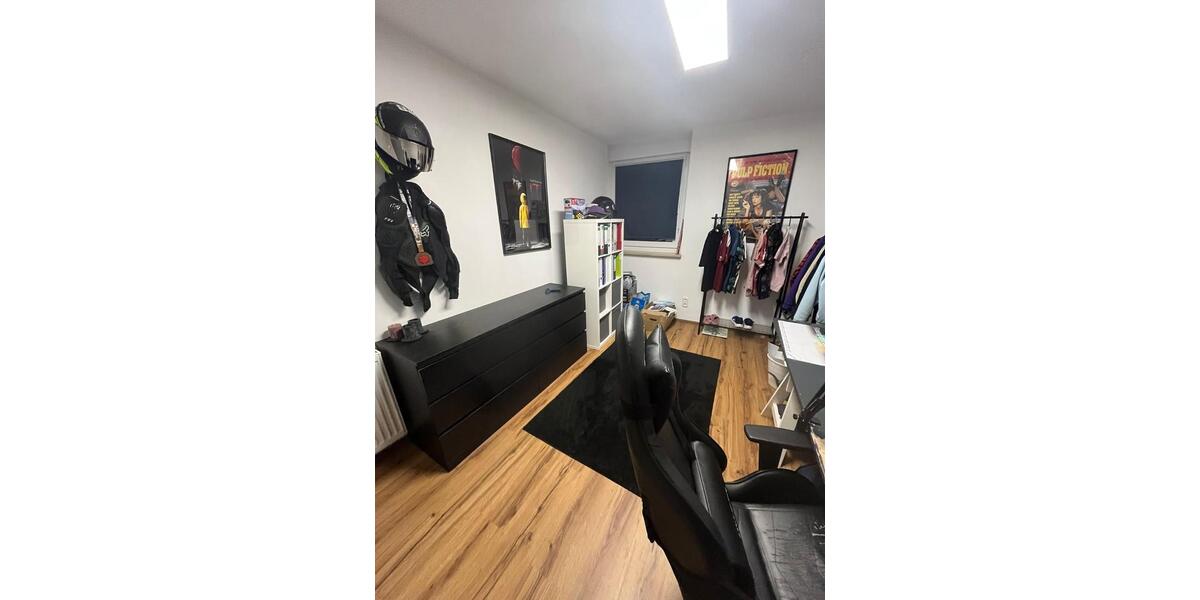 Etagenwohnung Nürnberg Langwasser - 3 Zimmer, 75 m&sup2;, 1.000&euro; | Angebot:25364446