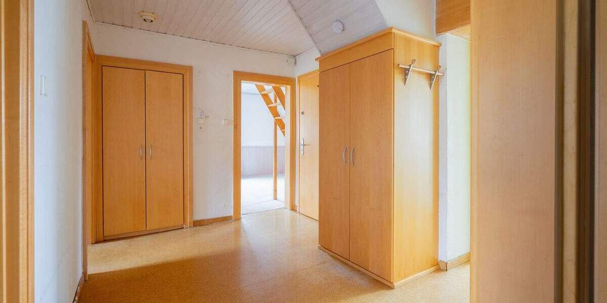 Etagenwohnung Nürnberg Zerzabelshof - 6 Zimmer, 112 m&sup2;, 399.000&euro; | Angebot:25771496