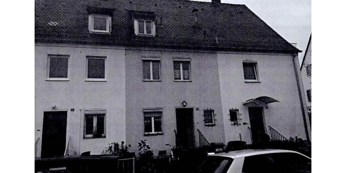 Reihenhaus Schwaig Bei Nürnberg - 5 Zimmer, 108 m&sup2;, 350.000&euro; | Angebot:27005535