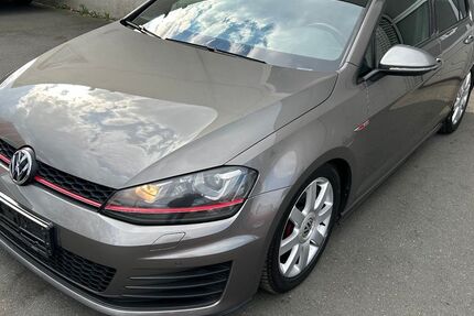 VW Golf 181.000 km 10.900 &euro; Nürnberg 90439
