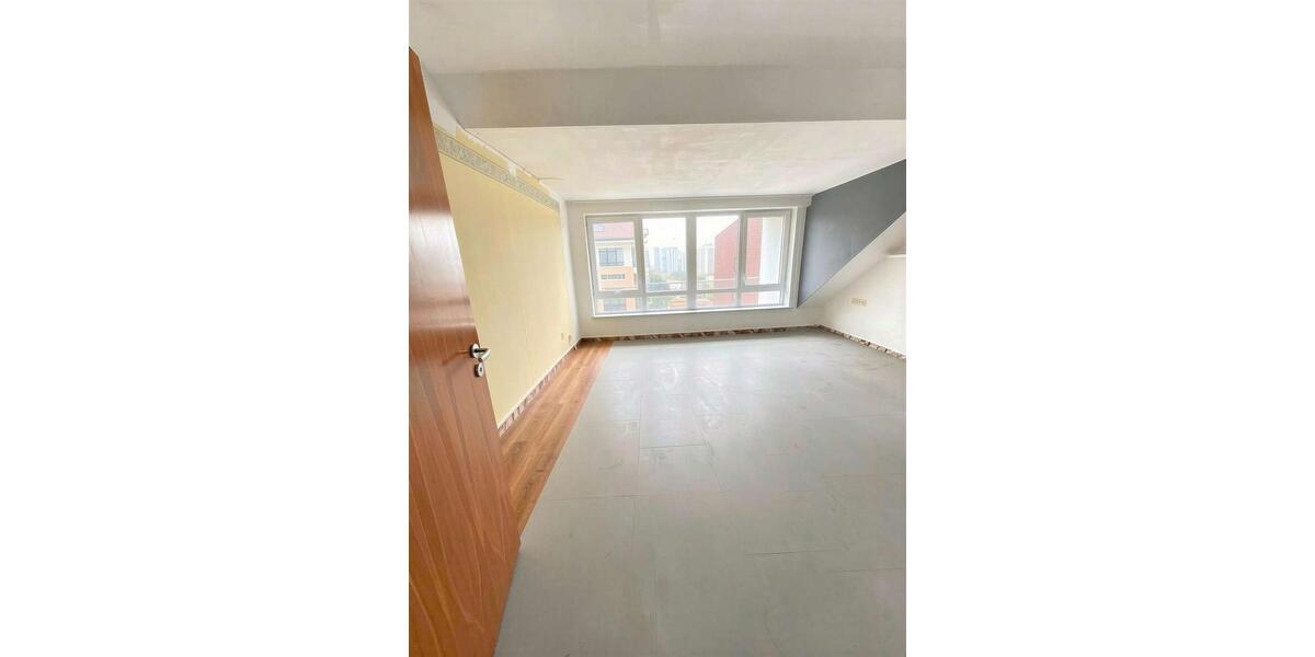 Etagenwohnung Erlangen Alterlangen - 3 Zimmer, 117 m&sup2;, 1.500&euro; | Angebot:25882988