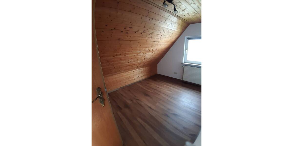 Mehrfamilienhaus, Wohnhaus Zirndorf - 6 Zimmer, 147 m&sup2;, 650.000&euro; | Angebot:25662811