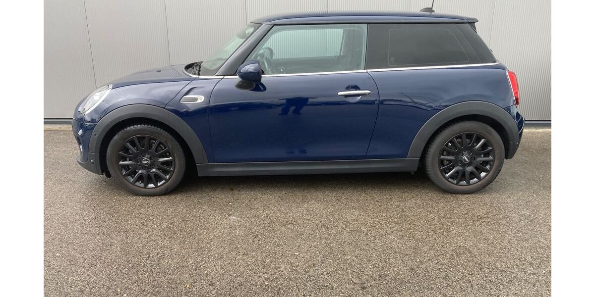 Mini ONE 64.000 km 13.900 &euro; Baiersdorf 91083