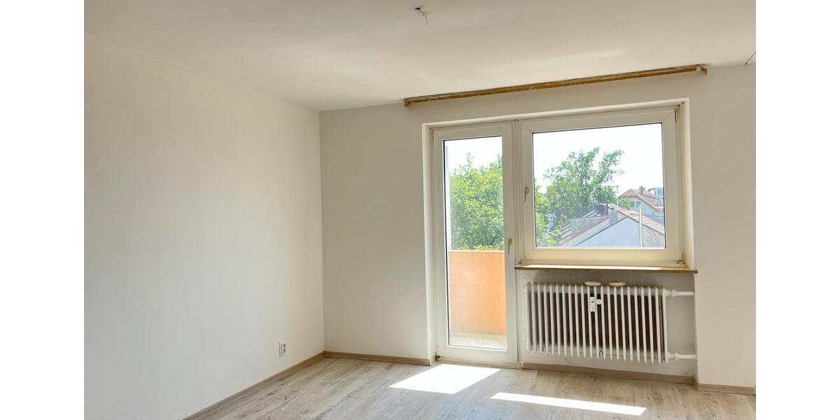 Etagenwohnung Lauf an der Pegnitz - 1 Zimmer, 34 m&sup2;, 390&euro; | Angebot:26613631