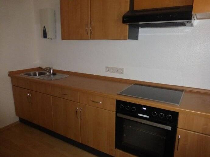 Etagenwohnung Nürnberg Lorenz - 3 Zimmer, 127 m&sup2;, 850&euro; | Angebot:25695941