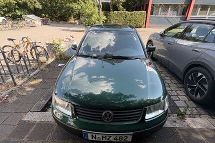 VW Passat 198.000 km 1.400 &euro; Nürnberg 90482