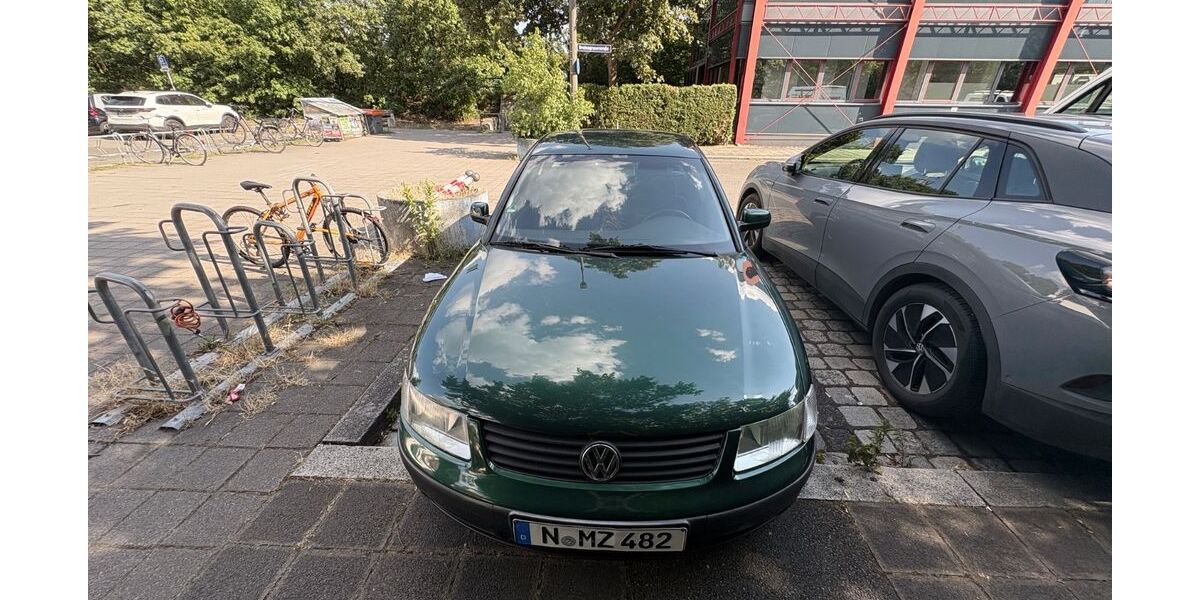 VW Passat 198.000 km 1.400 &euro; Nürnberg 90482