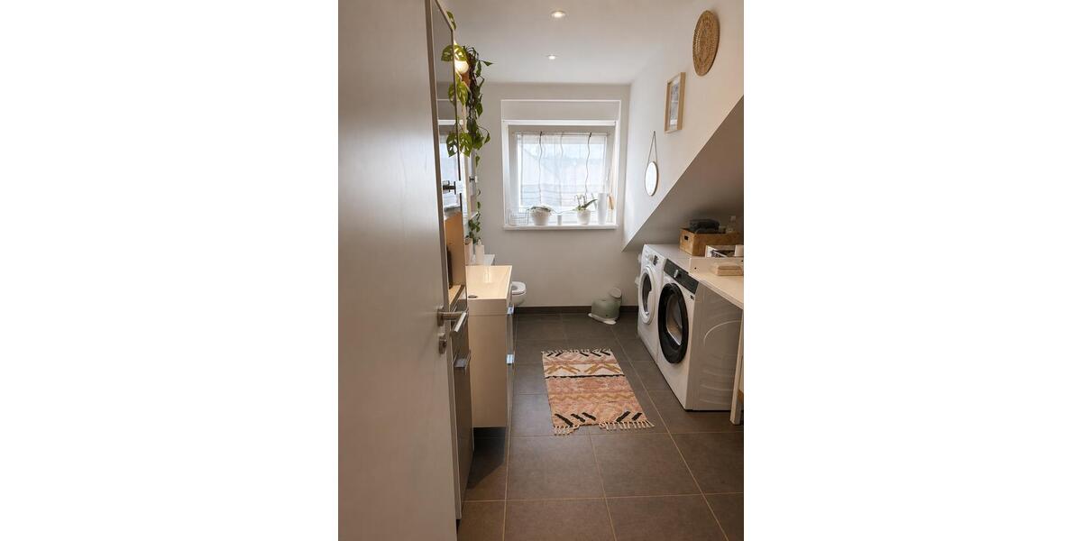 Dachgeschoßwohnung Erlangen Bruck - 3.5 Zimmer, 83 m&sup2;, 1.150&euro; | Angebot:26606083