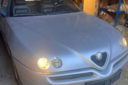 Alfa Romeo Spider 80.300 km 5.900 &euro; Roth 91154