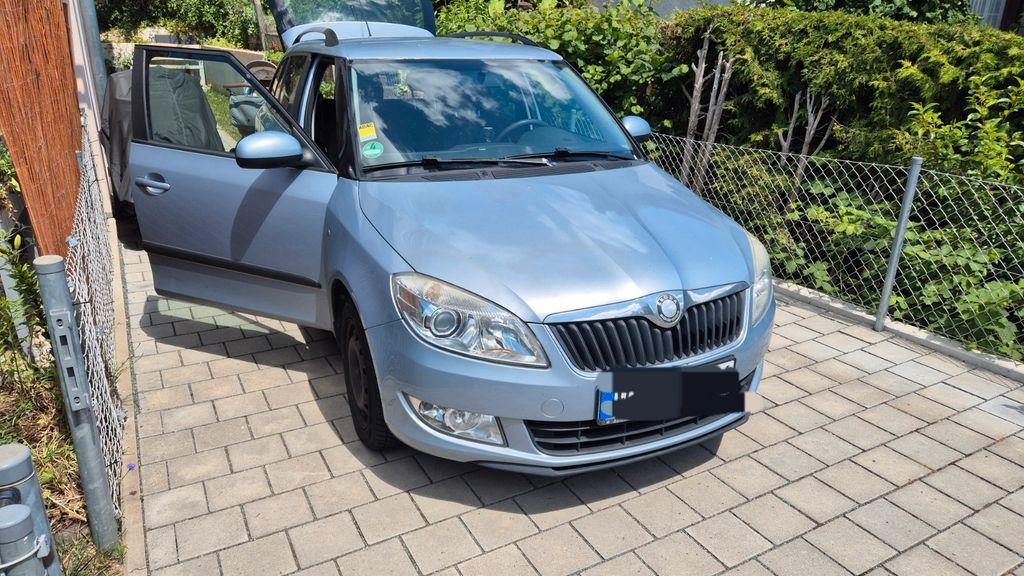 Skoda Fabia 137.000 km 3.350 &euro; Nürnberg 90451
