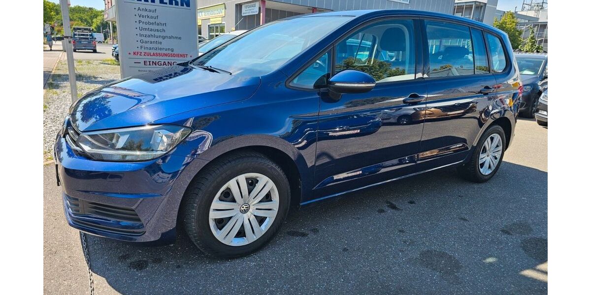 VW Touran 135.821 km 18.170 &euro; Fürth 90763