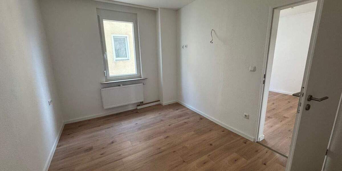 Etagenwohnung Nürnberg Glockenhof - 2 Zimmer, 39 m&sup2;, 585&euro; | Angebot:25668720