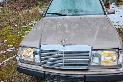 Mercedes-Benz 220 221.000 km 3.000 &euro; Roth 91154