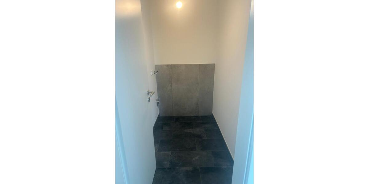 Etagenwohnung Nürnberg - 2 Zimmer, 65 m&sup2;, 1.300&euro; | Angebot:25937755