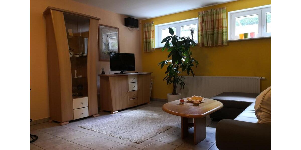 Etagenwohnung Pyrbaum - 2 Zimmer, 50 m&sup2;, 350&euro; | Angebot:26618020