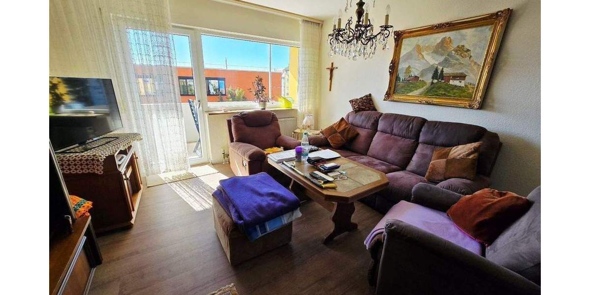 Etagenwohnung Nürnberg Steinbühl - 2 Zimmer, 67 m&sup2;, 229.000&euro; | Angebot:25731701