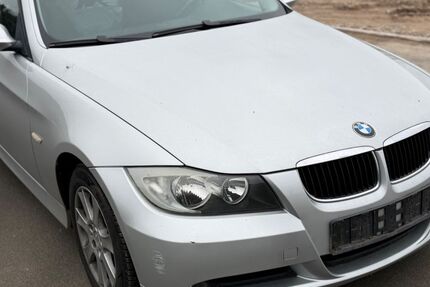 BMW 318 177.000 km 2.950 &euro; Grosshabersdorf 90613