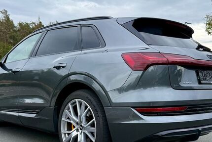 Audi e-tron 276.962 km 21.419 &euro; Leinburg bei Nürnberg 91227