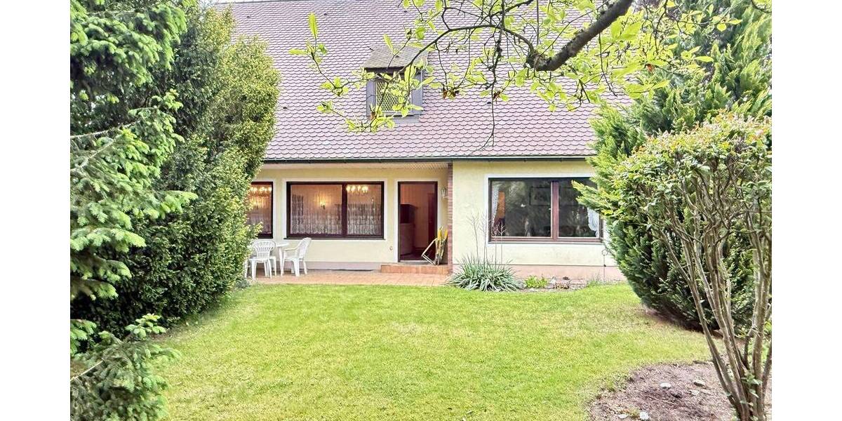 Mehrfamilienhaus, Wohnhaus Nürnberg Altenfurt - 8 Zimmer, 182 m&sup2;, 749.000&euro; | Angebot:26643501