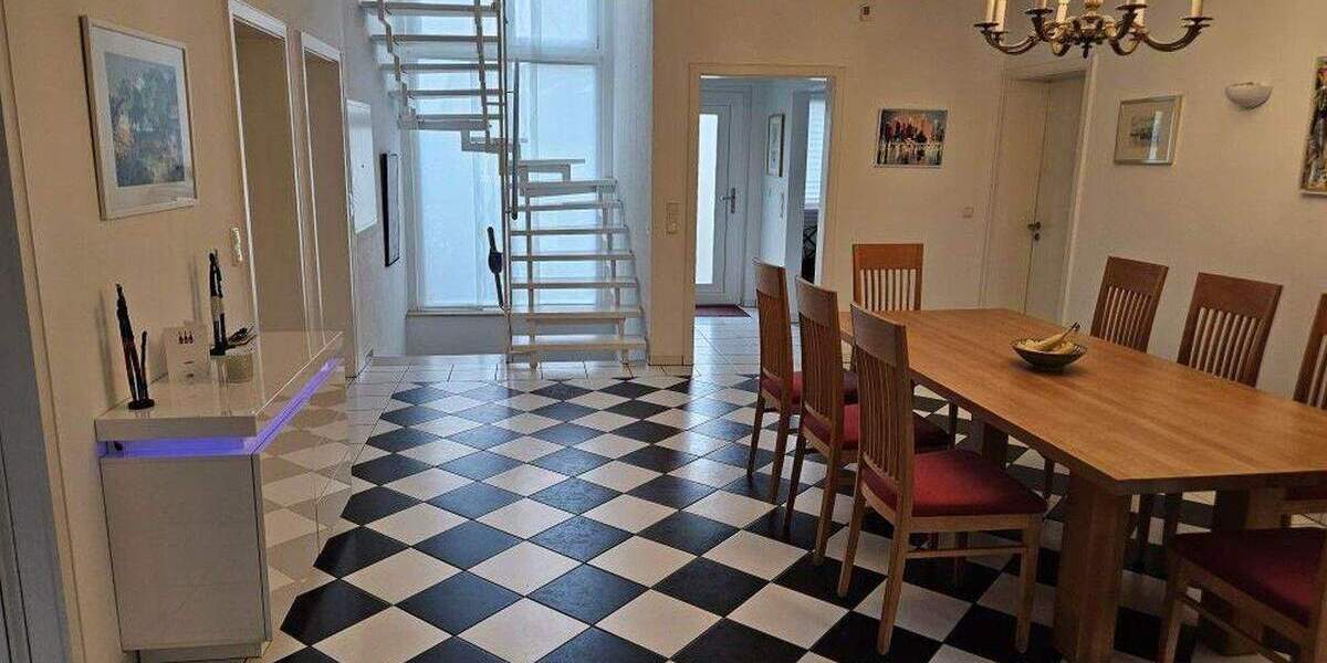 Einfamilienhaus SCHWARZENBRUCK LINDELBURG Oberlindelburg - 8 Zimmer, 231 m&sup2;, 869.000&euro; | Angebot:25724286