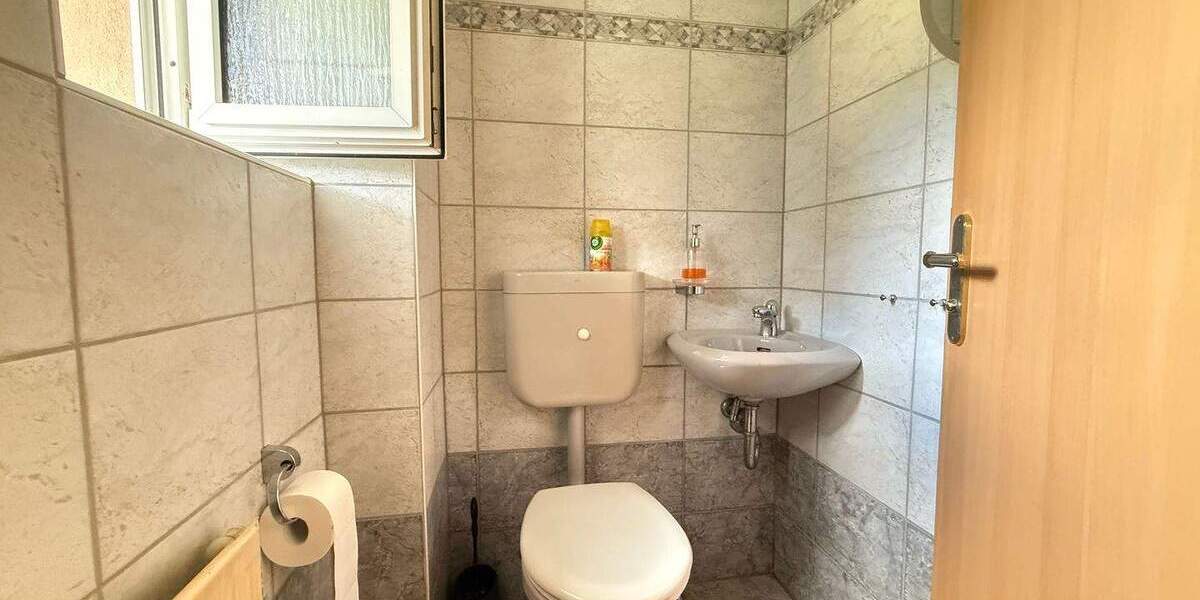 Einfamilienhaus Nürnberg Worzeldorf - 4 Zimmer, 120 m&sup2;, 550.000&euro; | Angebot:25671466