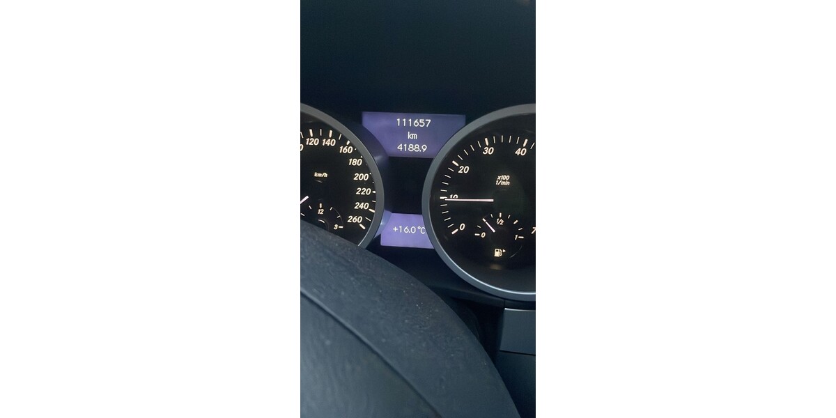 Mercedes-Benz SLK 200 111.150 km 8.999 &euro; Nürnberg 90403