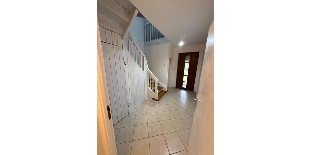 Einfamilienhaus Weisendorf - 6.5 Zimmer, 122 m&sup2;, 1.550&euro; | Angebot:24316699