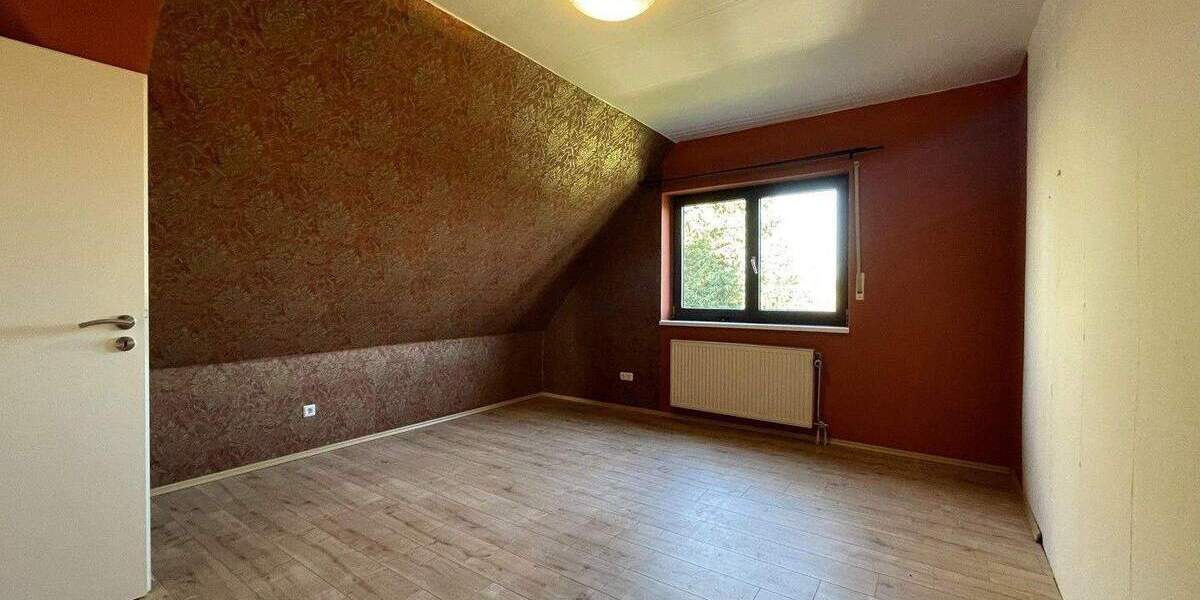 Etagenwohnung Herzogenaurach Niederndorf - 5 Zimmer, 149 m&sup2;, 418.000&euro; | Angebot:25657537