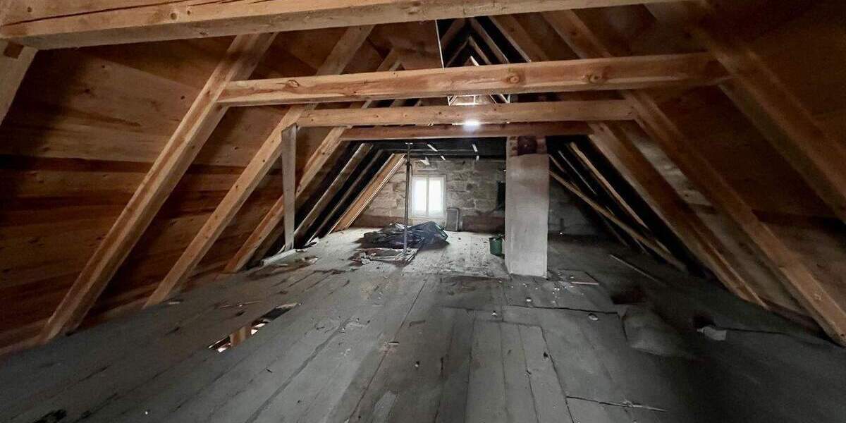 Bauernhaus, Landhaus Winkelhaid Richthausen - 7 Zimmer, 300 m&sup2;, 130.000&euro; | Angebot:25667505