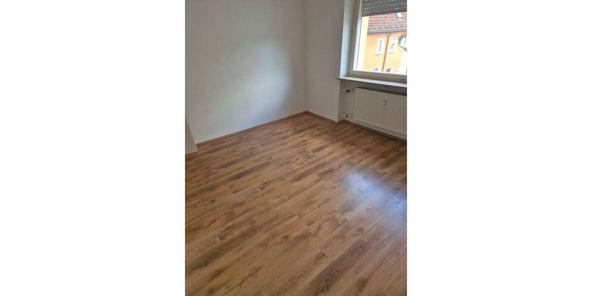 Etagenwohnung Schnaittach - 2 Zimmer, 65 m&sup2;, 600&euro; | Angebot:26884299