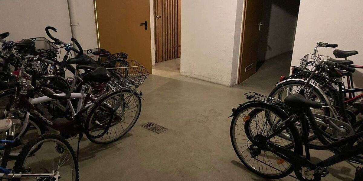 Etagenwohnung Nürnberg Großreuth b Schweinau - 2 Zimmer, 59 m&sup2;, 219.000&euro; | Angebot:25922939