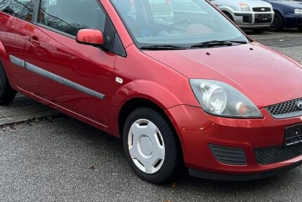Ford Fiesta 76.840 km 2.988 &euro; Nürnberg 90441