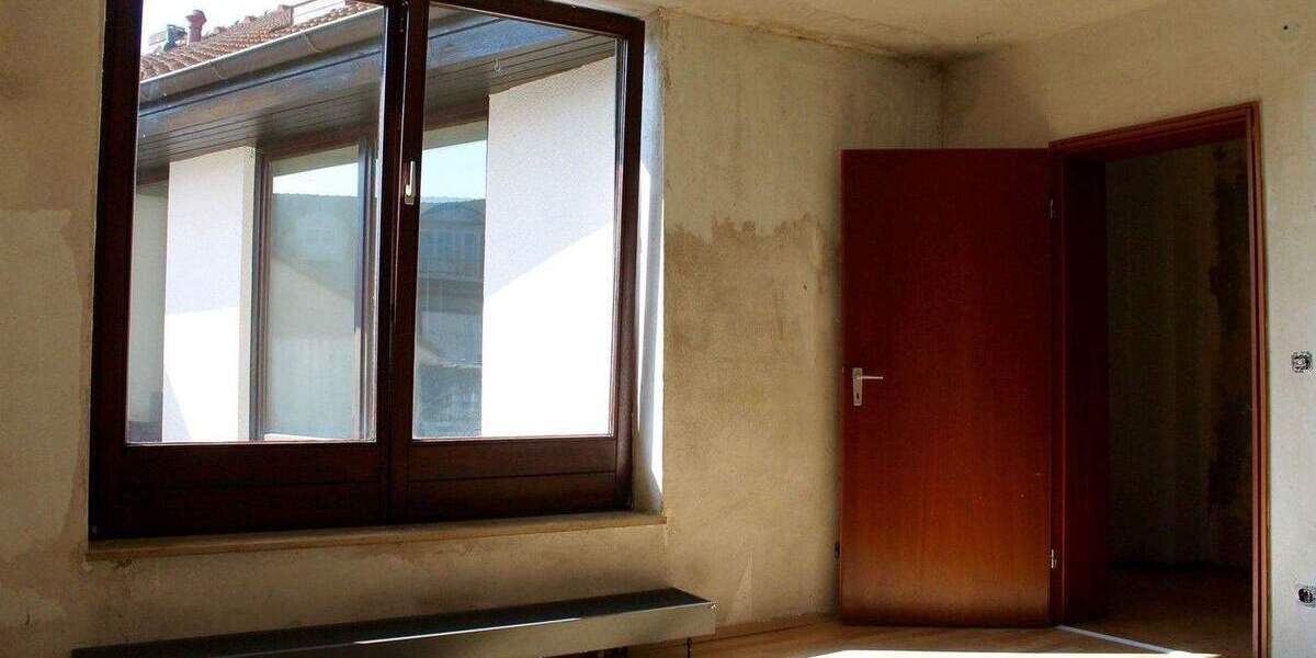 Etagenwohnung Erlangen Innenstadt - 3 Zimmer, 87 m&sup2;, 392.000&euro; | Angebot:25819677