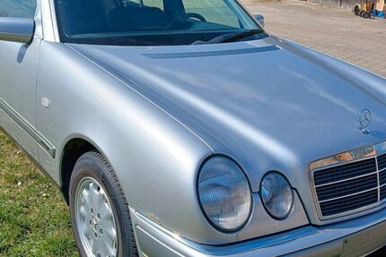 Mercedes-Benz E 200 79.043 km 4.500 &euro; Höchstadt an der Aisch 91315