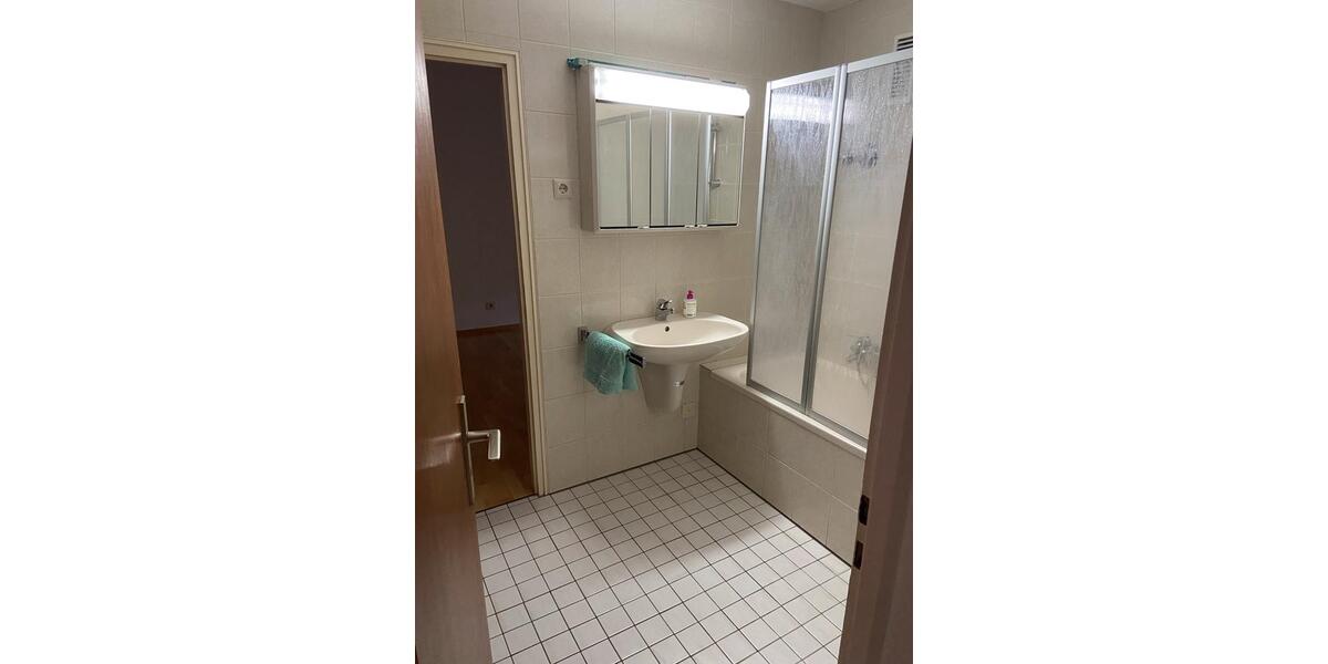 Etagenwohnung Forchheim - 3 Zimmer, 74 m&sup2;, 850&euro; | Angebot:25853942