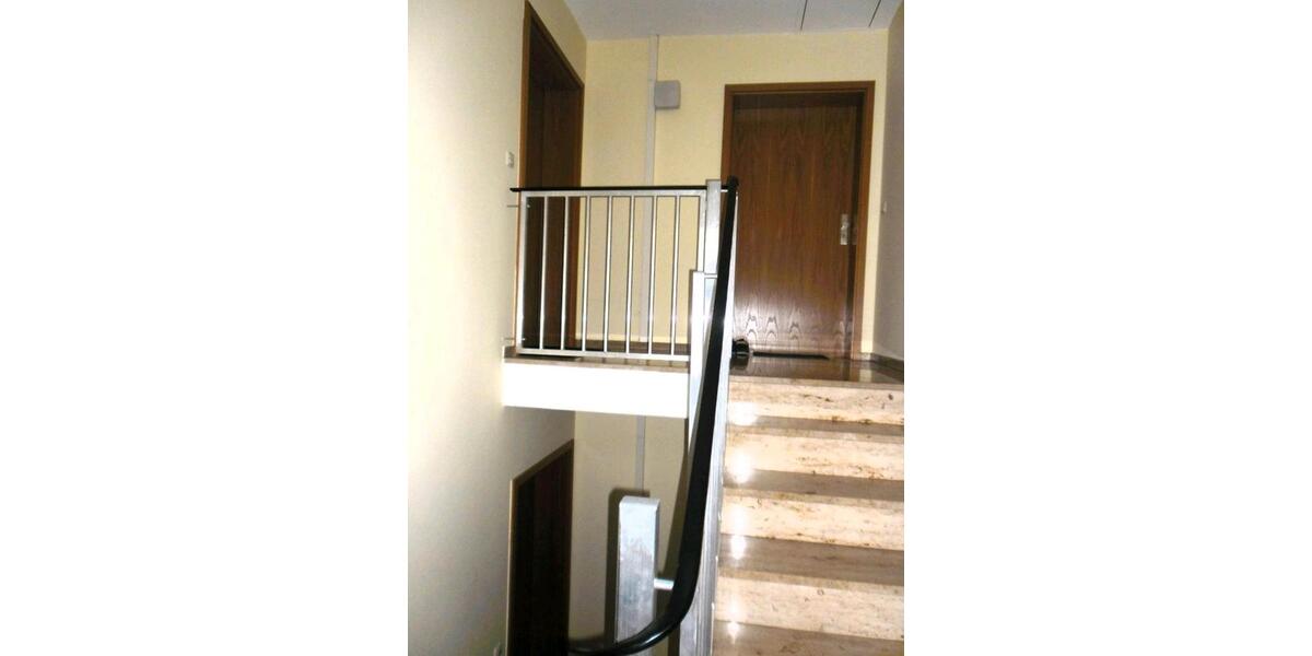Dachgeschoßwohnung Cadolzburg - 2.5 Zimmer, 59 m&sup2;, 209.000&euro; | Angebot:27261918