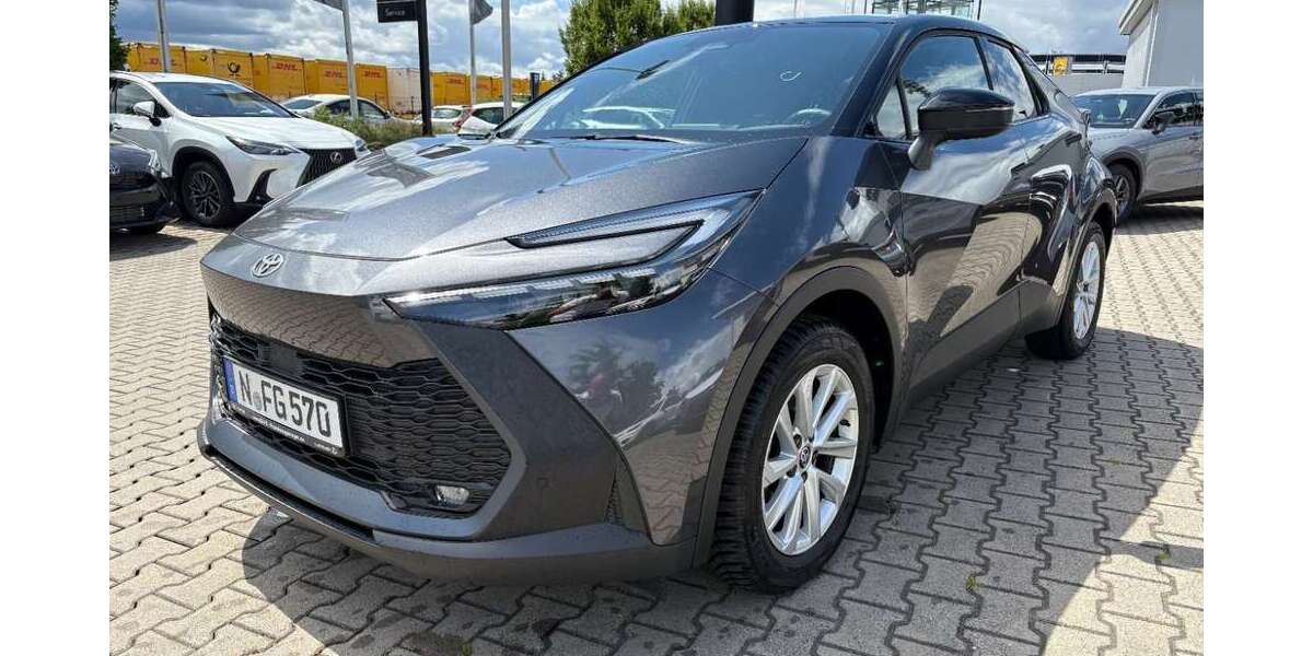 Toyota C-HR 25.000 km 29.590 &euro; Nürnberg 90480
