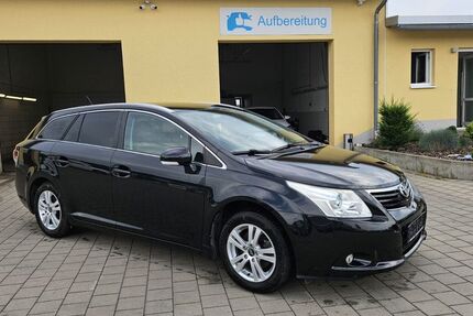 Toyota Avensis 131.000 km 6.500 &euro; Büchenbach 91186