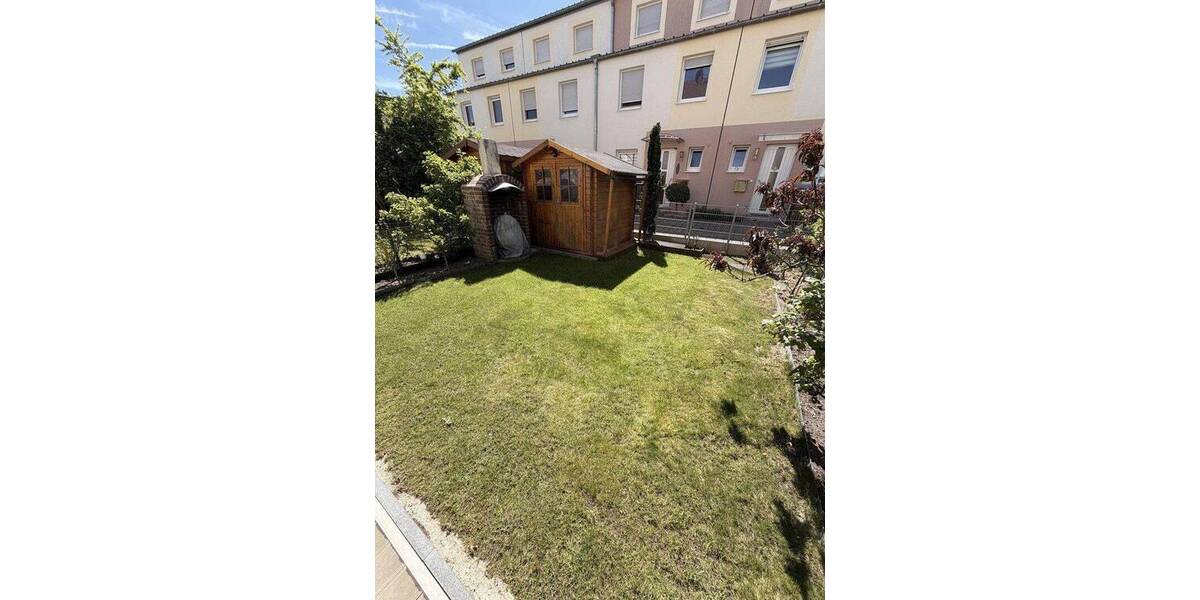 Reihenmittelhaus Feucht - 5 Zimmer, 165 m&sup2;, 2.300&euro; | Angebot:26778559