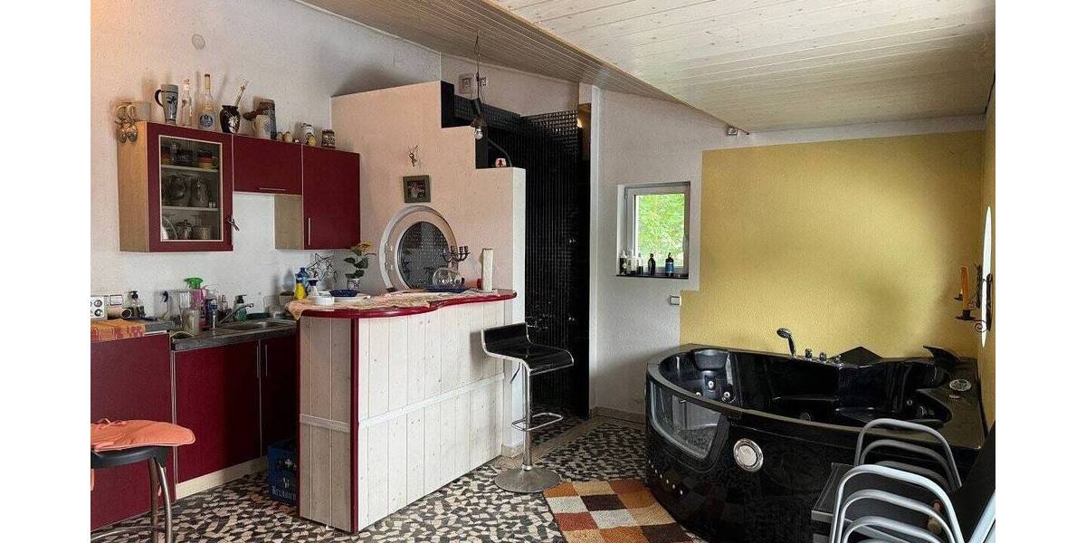 Mehrfamilienhaus, Wohnhaus Lonnerstadt - 5 Zimmer, 140 m&sup2;, 398.000&euro; | Angebot:25677858