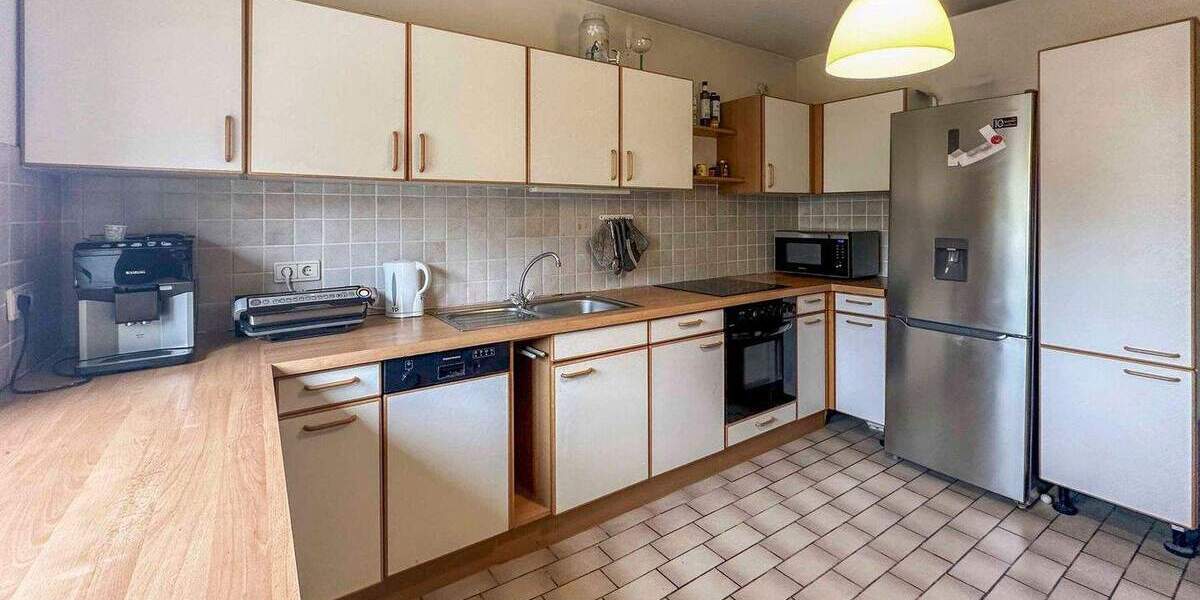 Einfamilienhaus Büchenbach - 8 Zimmer, 238 m&sup2;, 455.000&euro; | Angebot:25775448