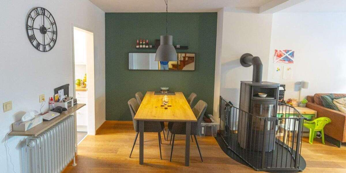 Reihenmittelhaus Zirndorf Weiherhof - 5 Zimmer, 166 m&sup2;, 485.000&euro; | Angebot:25664760