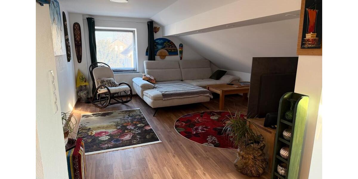 Dachgeschoßwohnung Höchstadt an der Aisch - 2 Zimmer, 68 m&sup2;, 850&euro; | Angebot:25456500