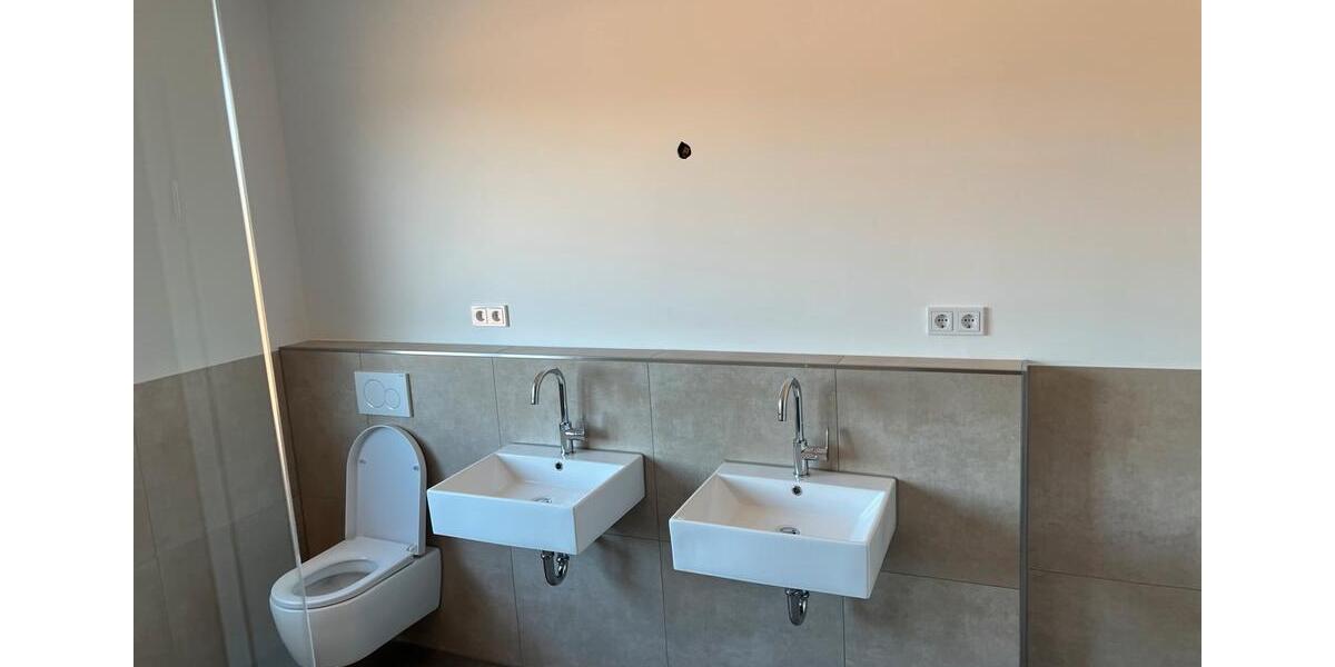 Doppelhaushälfte Windsbach - 6 Zimmer, 160 m&sup2;, 1.950&euro; | Angebot:25513836