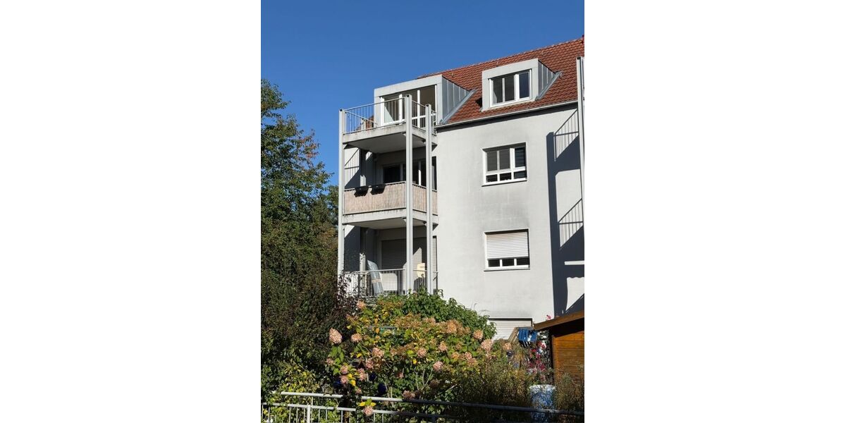 Lichtdurchflutete 3-Zimmer-Dachgeschosswohnung mit Südwestbalkon in Schwand - 3- Schwandstetten Schwand | Angebot:27621624