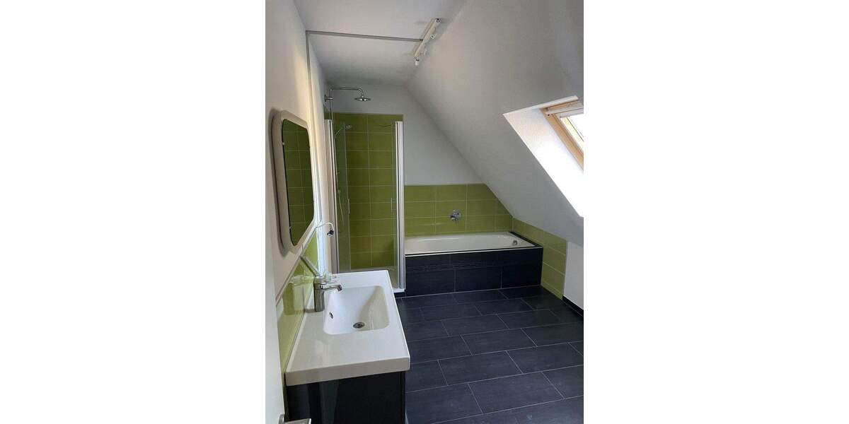 Etagenwohnung Herzogenaurach Niederndorf - 5 Zimmer, 149 m&sup2;, 418.000&euro; | Angebot:25657537