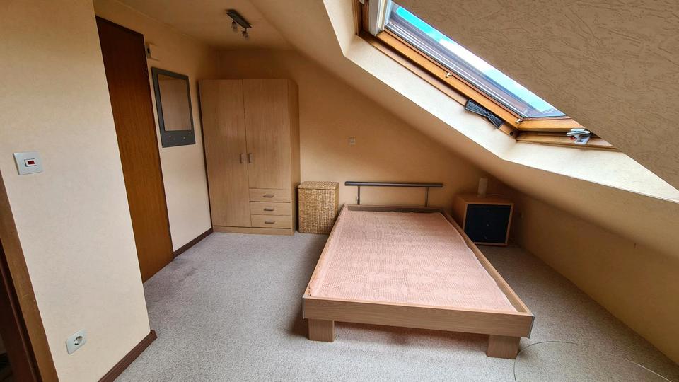 Dachgeschoßwohnung Fürth Atzenhof - 1 Zimmer, 35 m&sup2;, 610&euro; | Angebot:27551793
